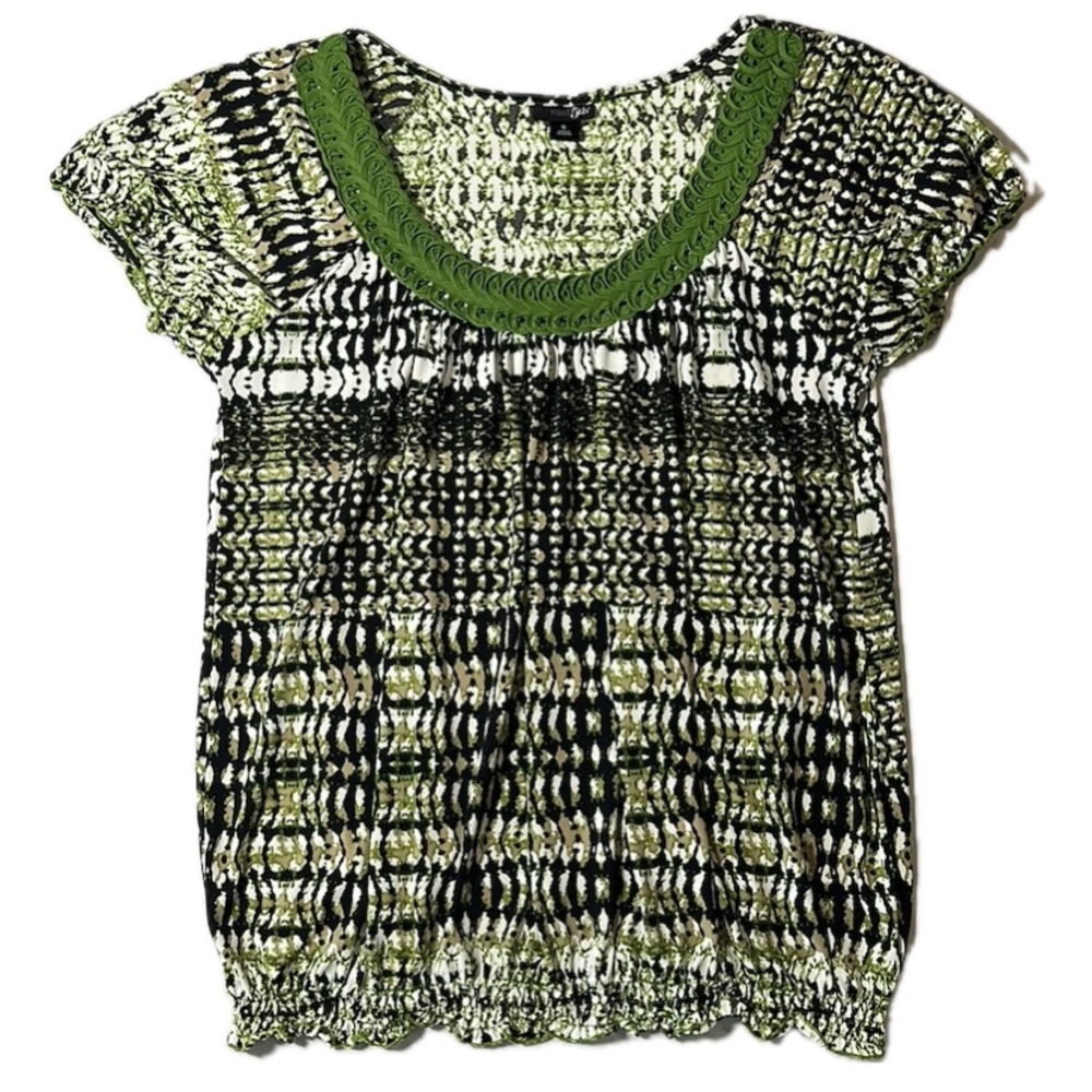 East 5th Green and Black Cap‎ Sleeve Smocked Blouse
Small Gathered Hem Casual
